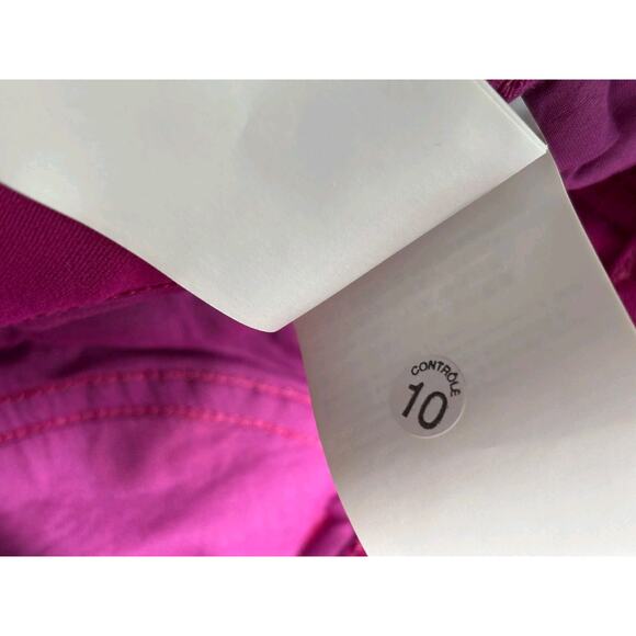 Escada Straight Jeans Womens Size 40 Pink Mid Rise Denim Stretch 34x28 - Picture 6 of 10